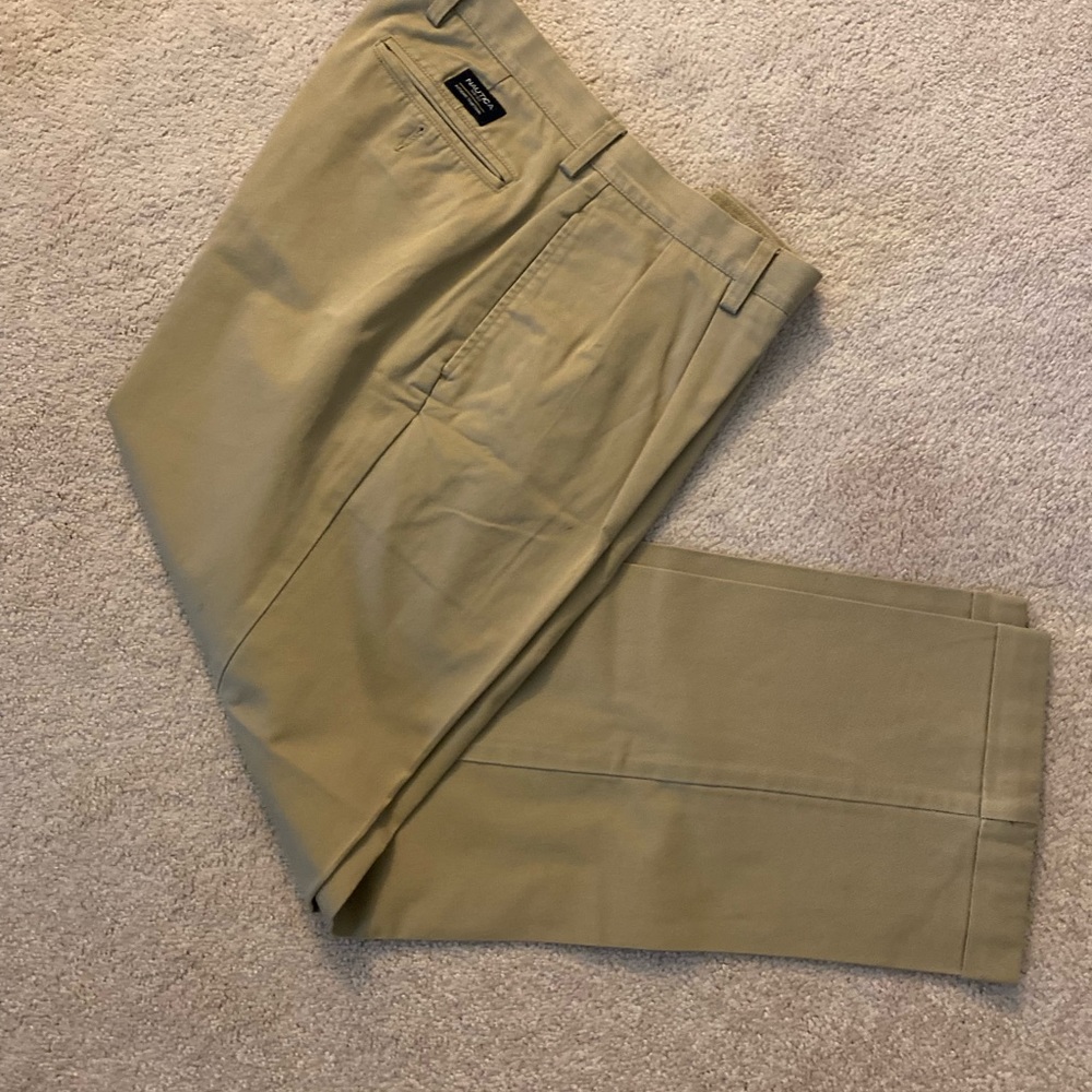 Causal Khaki pants